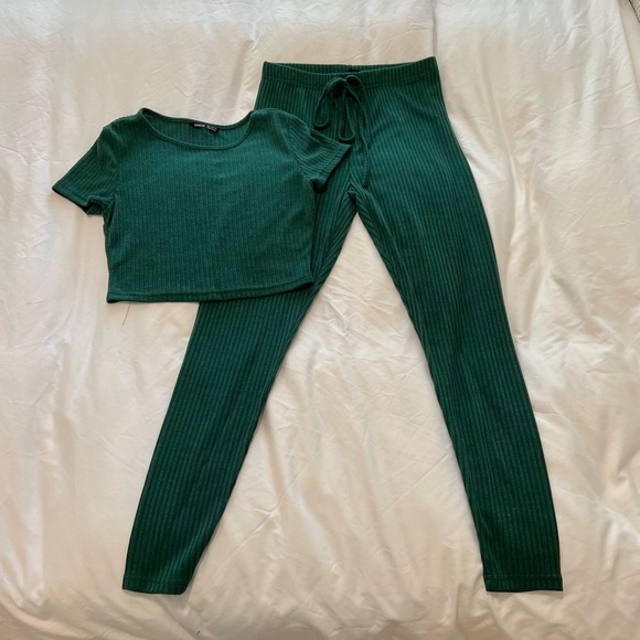 Shein Two-Piece Lounge Set - Picture 3 of 4